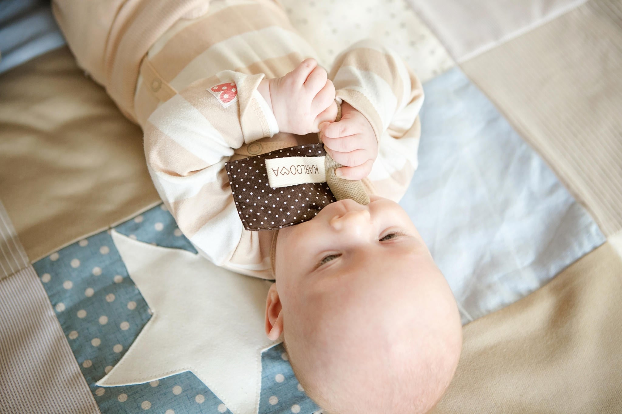 Gift Pack For Babies: Comfort blanket and a Flag